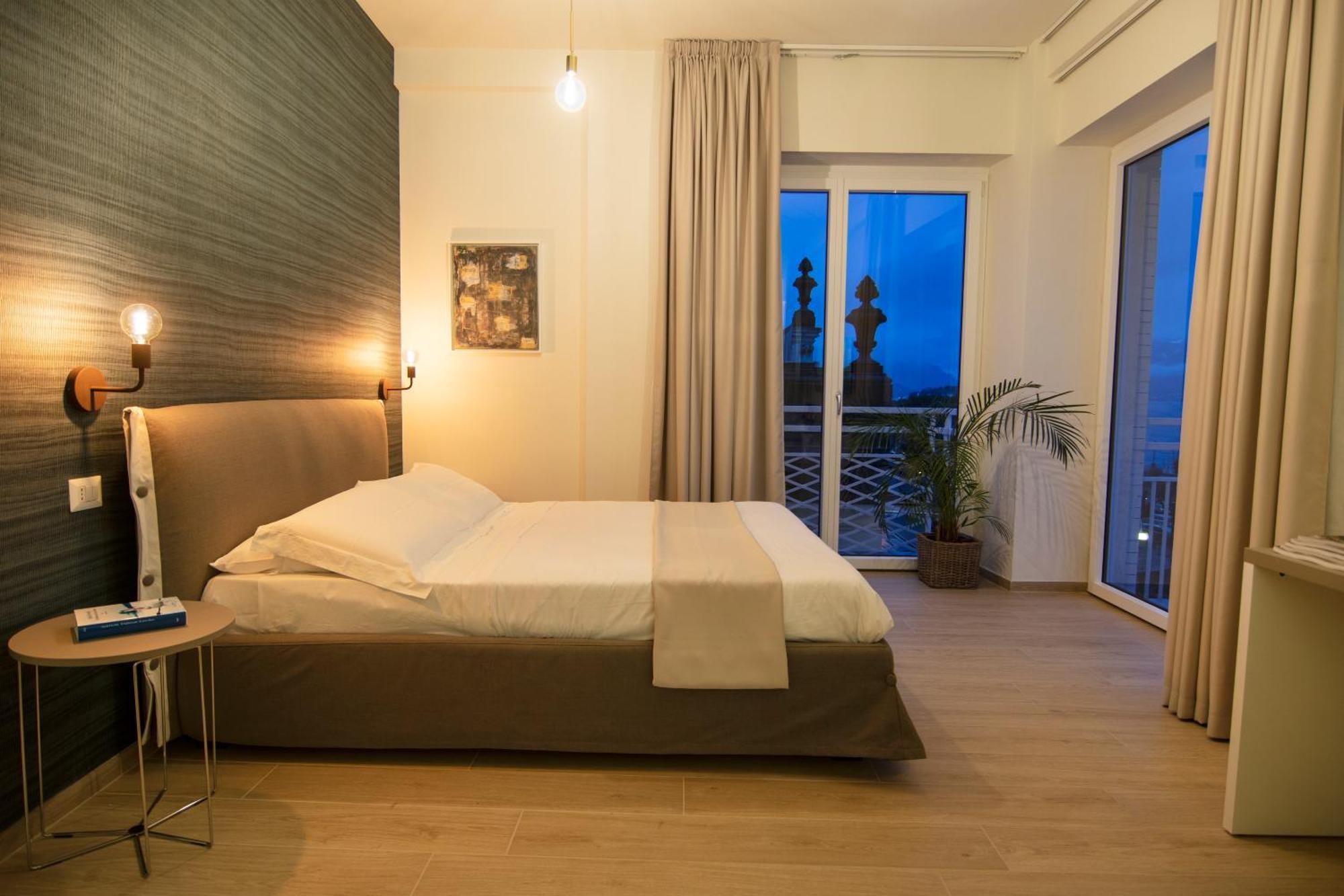 Gigi Suites&Apartments 斯特雷萨 外观 照片